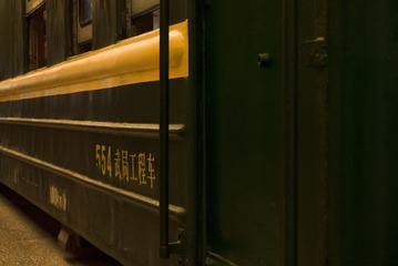 87374