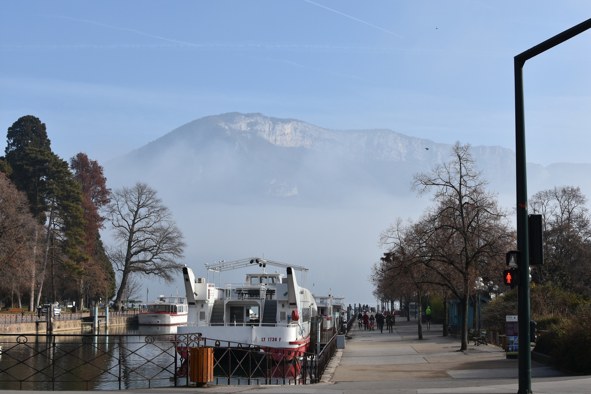法国边境小镇安纳西风光