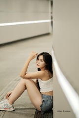 28192902-C06C-40B6-B96C-A4C785392CC0/L0/001