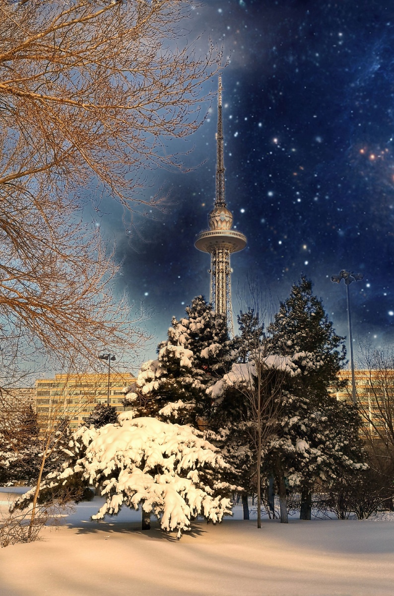 大雪是这里的常客,变化无穷的雪花晶莹剔透,清凉而滋润,令人呼吸通透