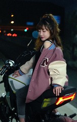 B128B530-63F9-4FA4-B07A-CDFE67E7C548/L0/001