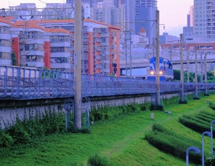 1641F4C5-402C-4CD1-ABB6-B7DF987383B8/L0/001