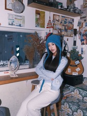 001