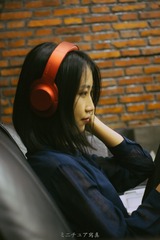 sony-hear-on-wireless-nc_31453441464_o
