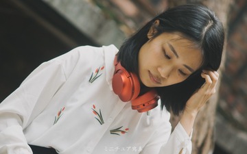 sony-hear-on-wireless-nc_31453446874_o