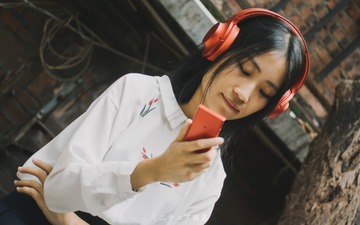 sony-hear-on-wireless-nc_31453448564_o
