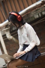 sony-hear-on-wireless-nc_32295346775_o