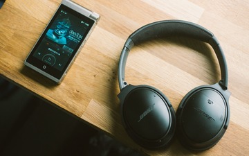 bose-qc35_31918317710_o