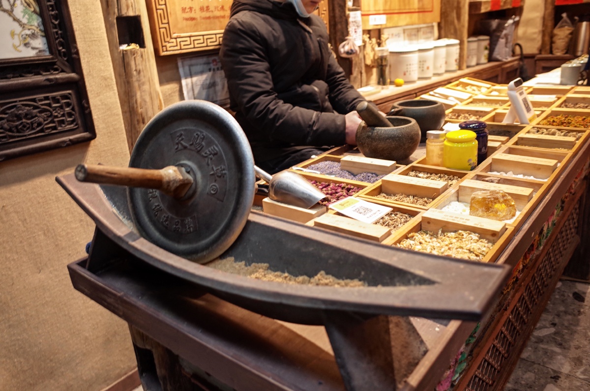 药碾- 汉上博影 - 图虫