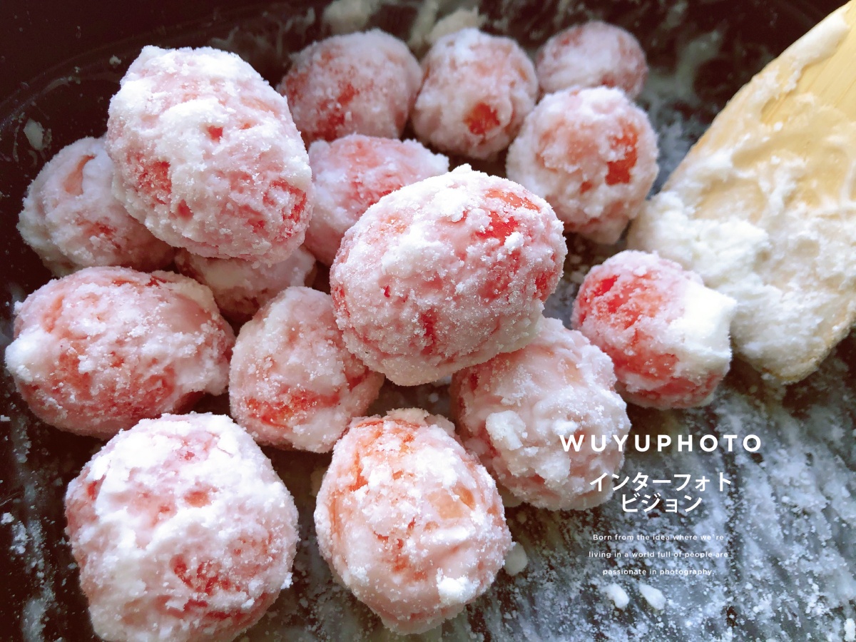 雪球小番茄外面甜甜的里面酸酸的好神奇的味道偷笑好吃色