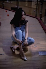 001