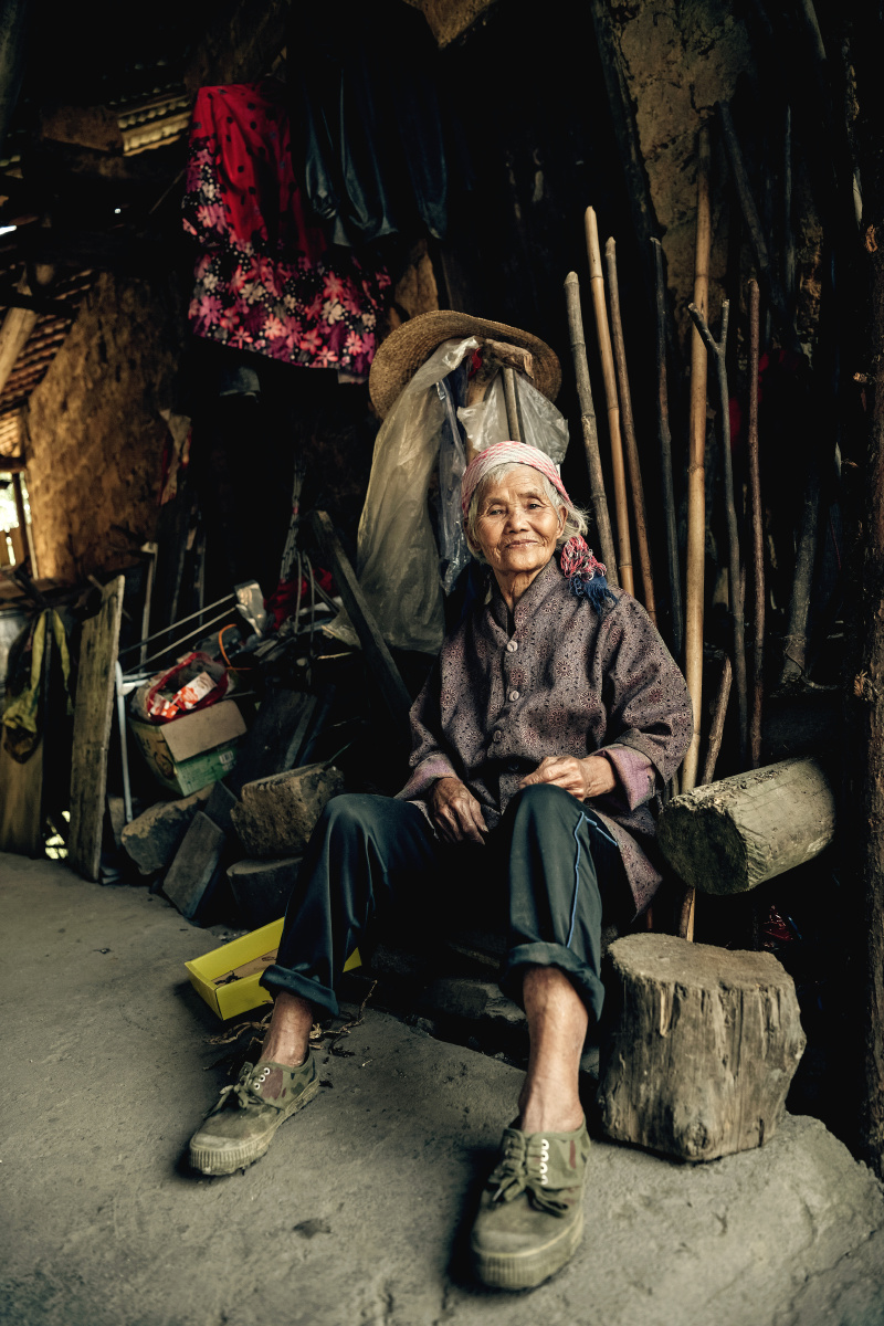 瑶族老人
