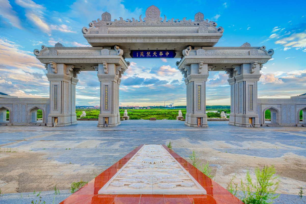 内蒙古呼伦贝尔中华天竺苑佛教建筑群 - 何亮-呼伦贝尔拍照匠 - 图虫