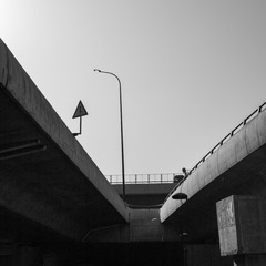 798161