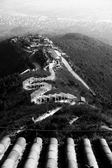 眺望山间