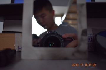 1370271