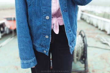 001