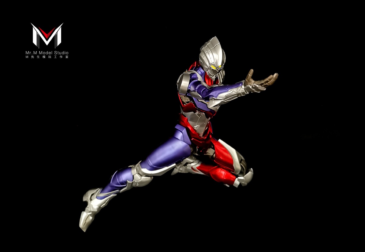 机动奥特曼迪迦装甲