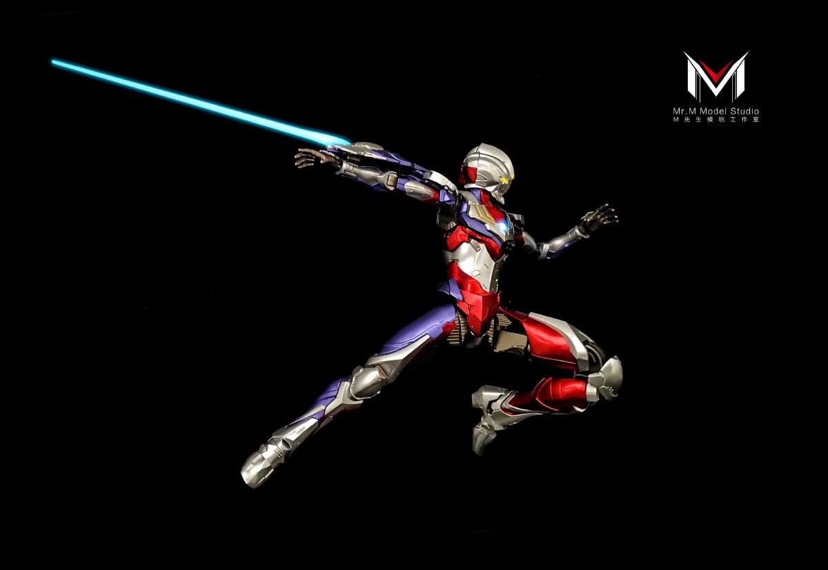 机动奥特曼迪迦装甲