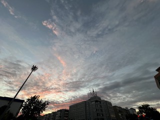 9F8504EC-B649-4F49-9DE7-59724AE0B27E/L0/001