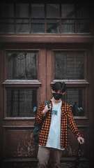 001