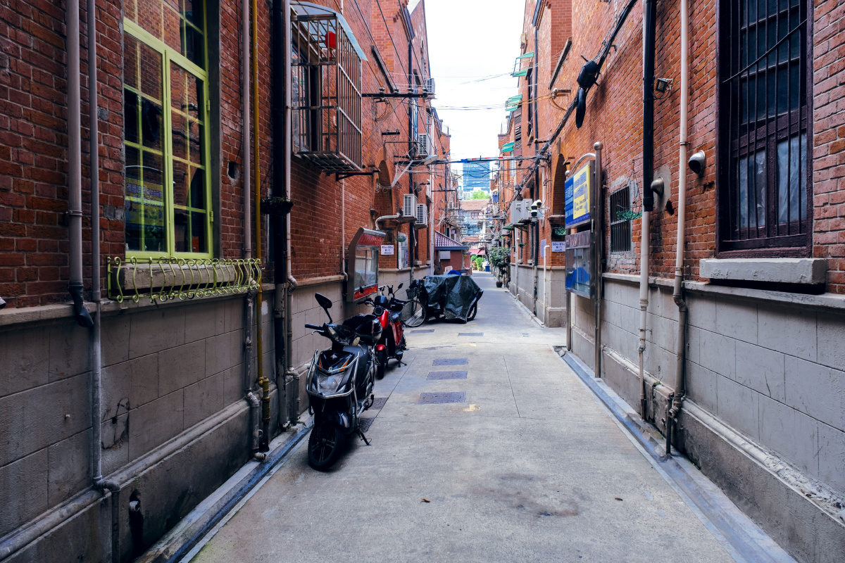 18平360万的上海老弄堂65步高里