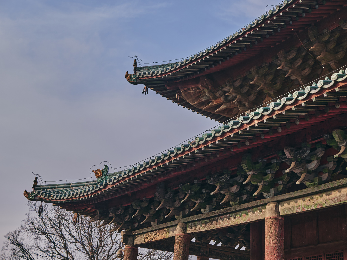 重檐庑殿,德宁之殿 北岳庙在古建筑中占有举足轻重的位置,作为河北省