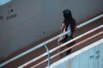 001