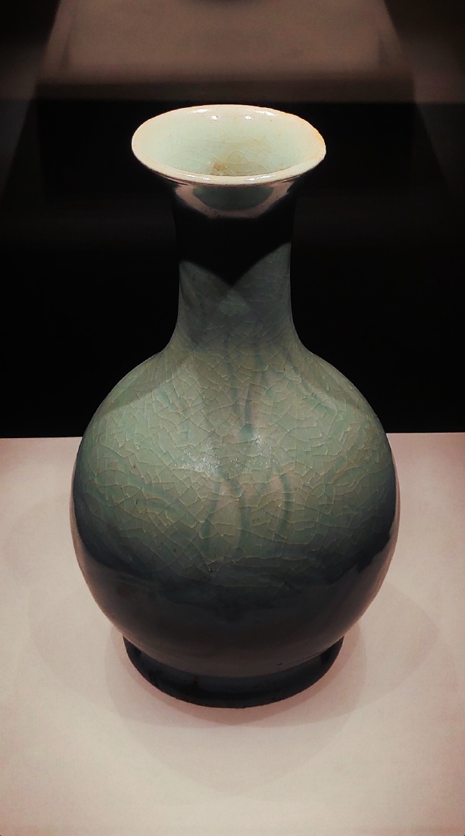 汝窑天青釉鹅颈瓶