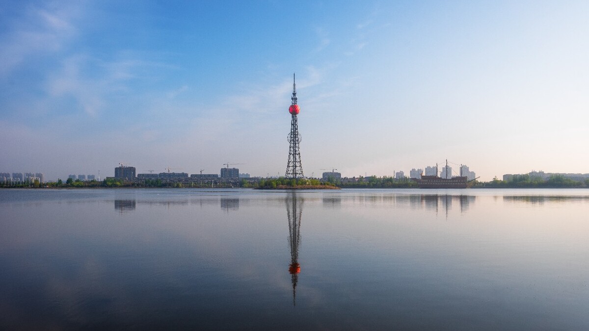 五一清晨的营口明湖