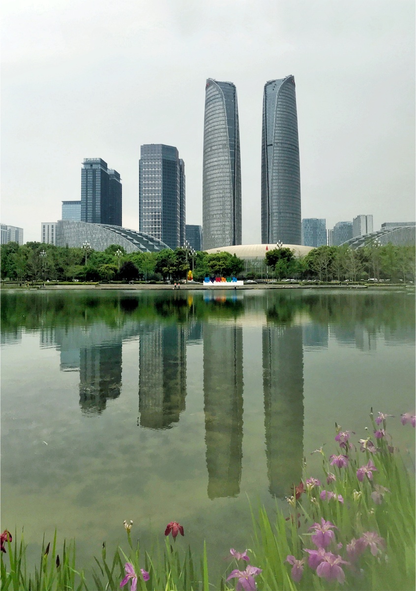 成都地标性建筑双子塔