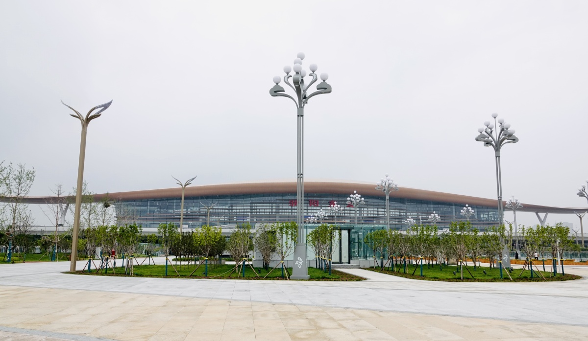 濮阳高铁站～从全省来讲,濮阳高铁是河南米字型高铁网的最后一撇,从