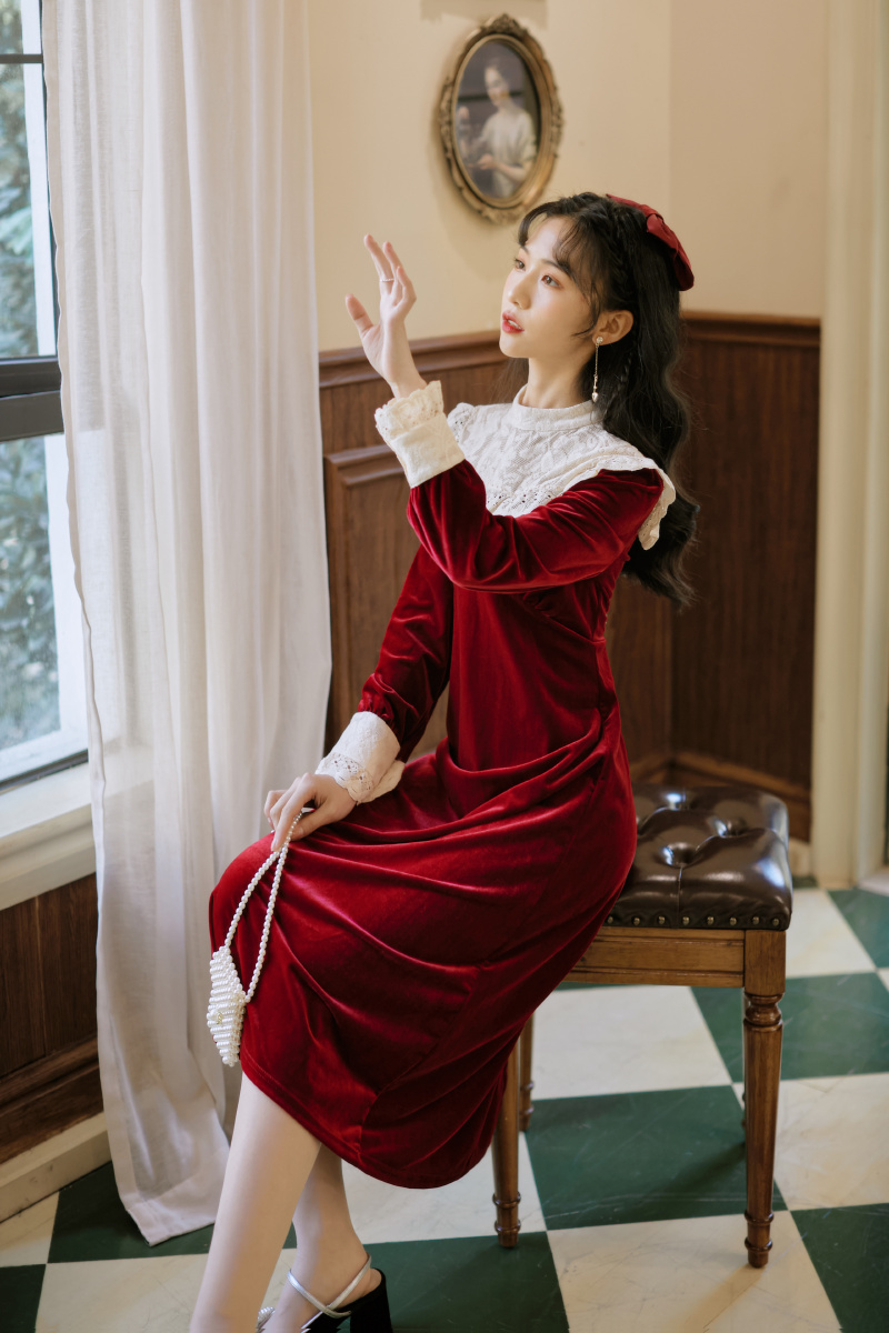 复古红裙