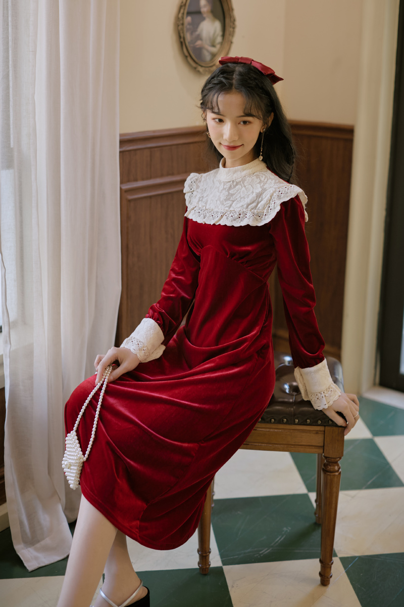 复古红裙