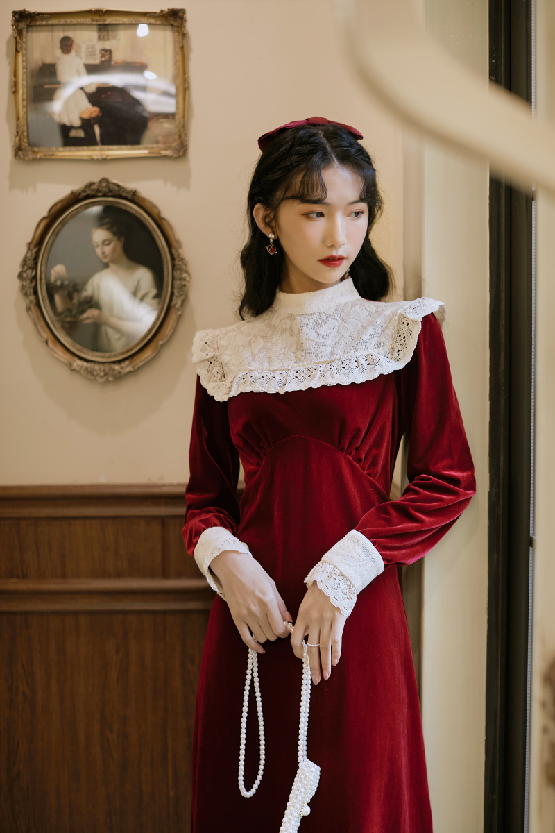 复古红裙
