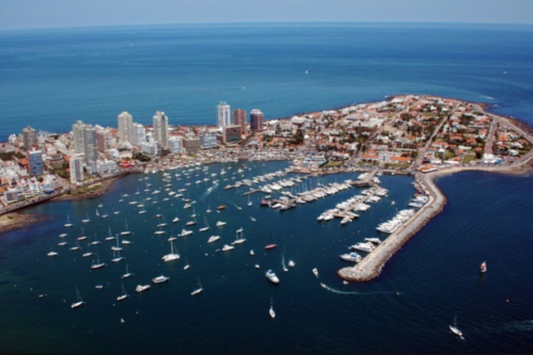 乌拉圭埃斯特角全景