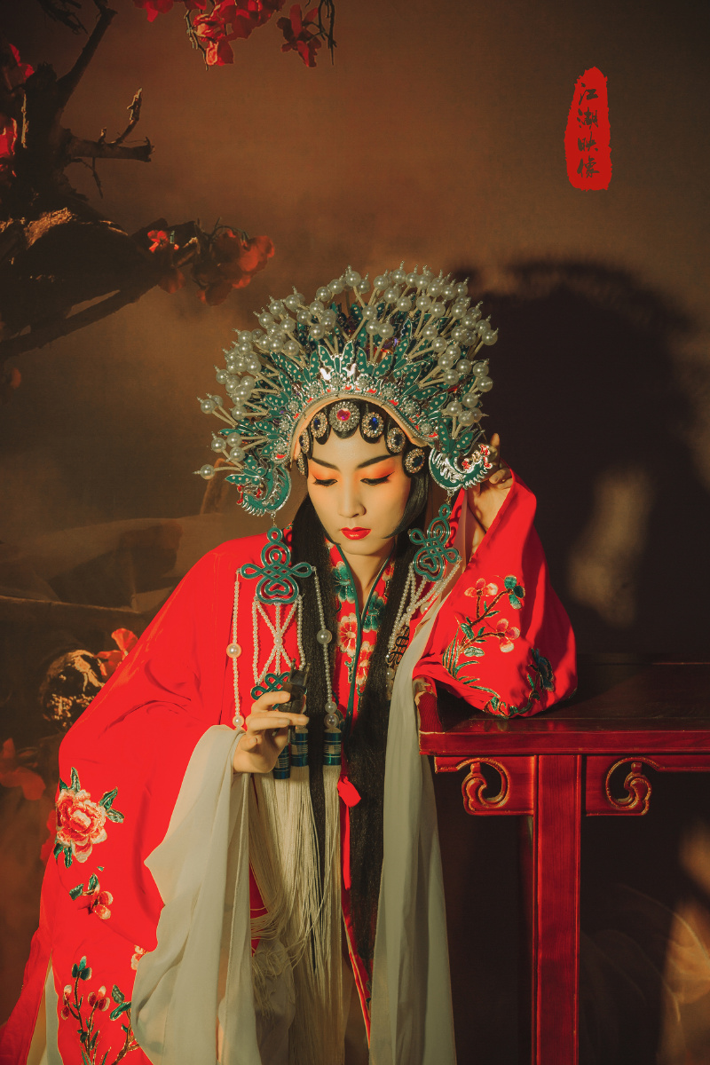 致敬国粹戏曲鬓边不是海棠红