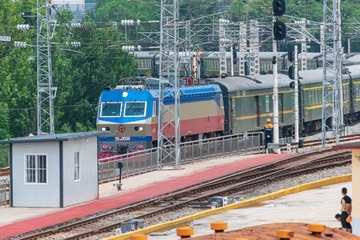 680333