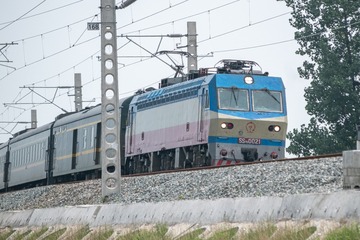 683392