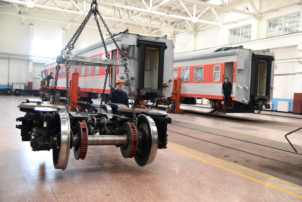 俺给火车做足疗