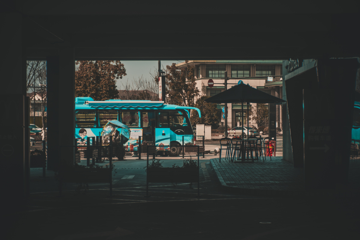 德味复古调色扫街行人的每一个瞬间都是很棒七卑微摄影爱好者求赞求