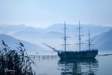 340957