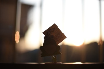 001