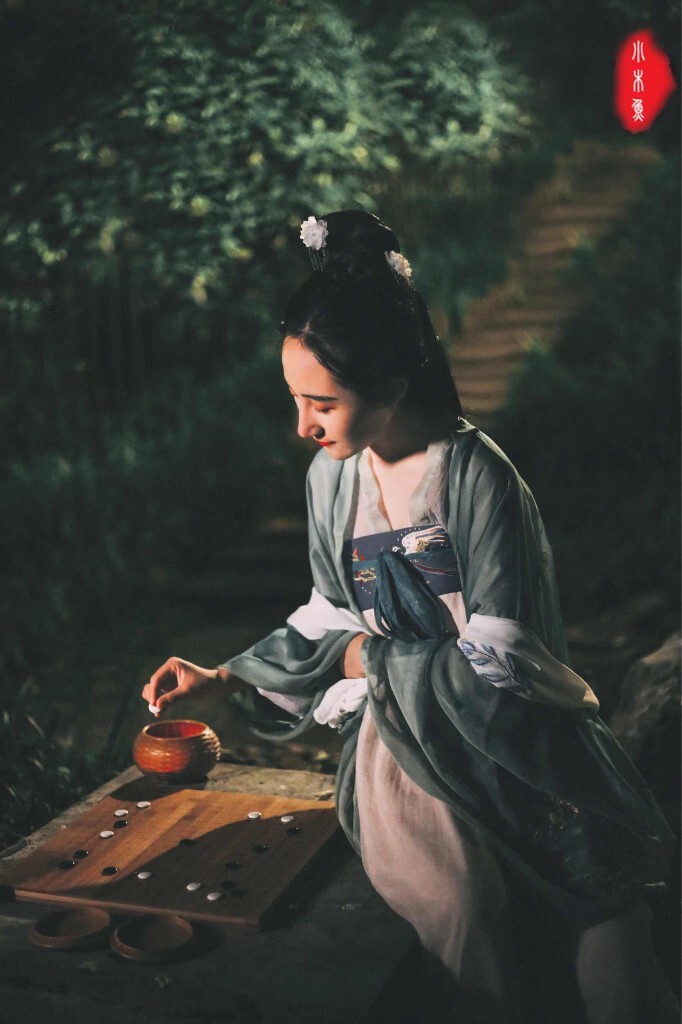 月下飞天镜云生结海楼