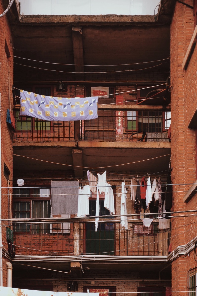 《再见,时光》儿时生活过的地方,处处都有回忆,放学回家的路,和小伙伴