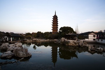 方塔