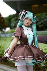 86918