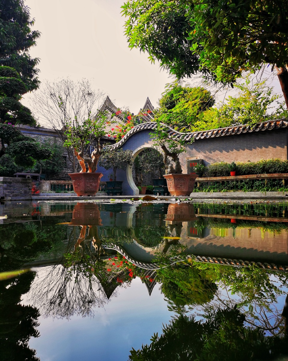 广东四大园林之一余荫山房