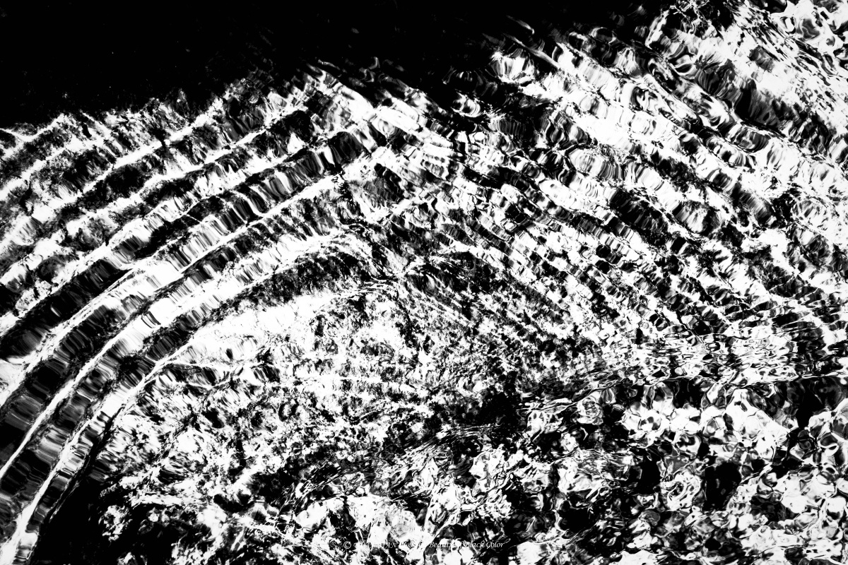 【个人摄影集】b&w 黑白的残酷现实(一)