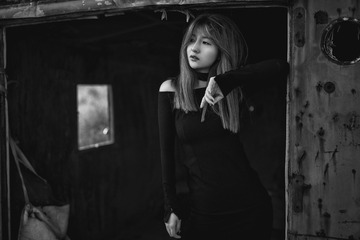 001